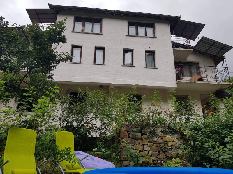 Продава ВИЛА в област Ловеч, с. Бели Осъм - 280 кв.м / 138 000 € » 269 904.54 лв., ШАНС