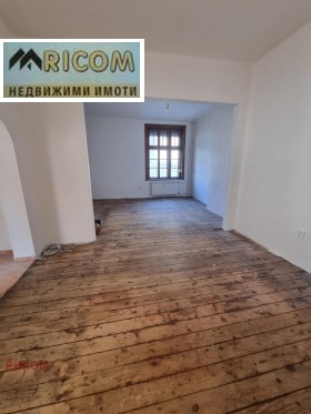 2 bedroom Idealen tsentar, Pleven 1