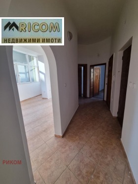 2 bedroom Idealen tsentar, Pleven 2