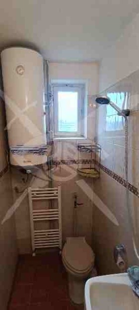 Продава КЪЩА, с. Полски извор, област Бургас, снимка 6 - Къщи - 53960283