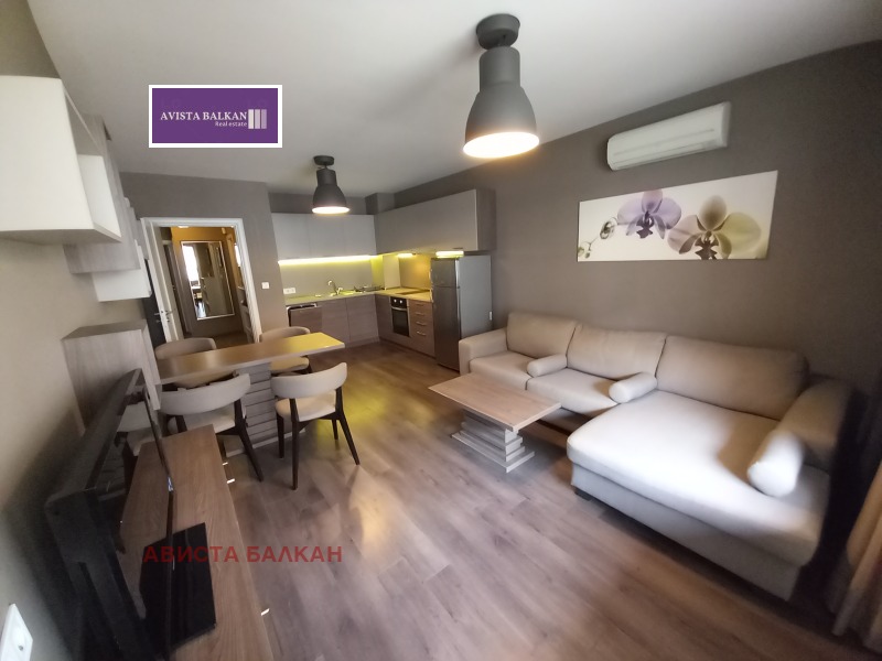 Продава 3-СТАЕН, гр. София, Медицинска академия