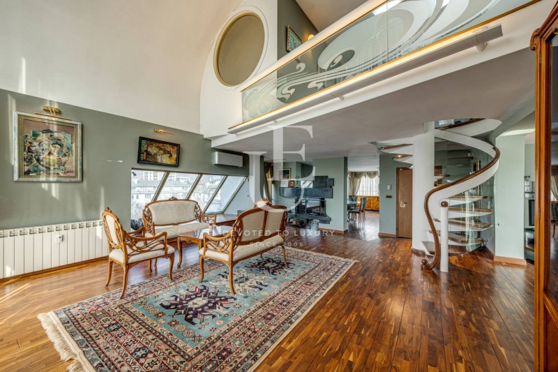 Продава МНОГОСТАЕН, гр. София, Изток