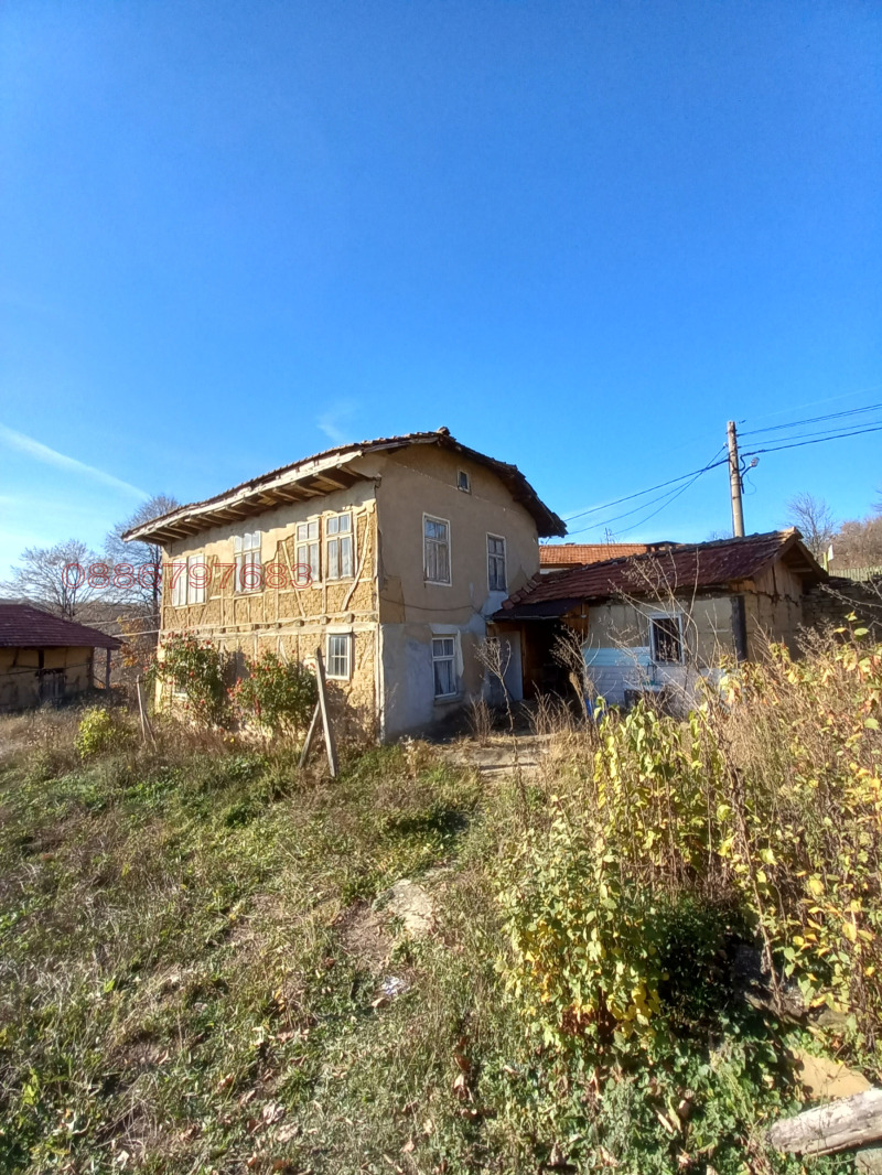 Продава КЪЩА, с. Маневци, област Габрово, снимка 3 - Къщи - 52569035