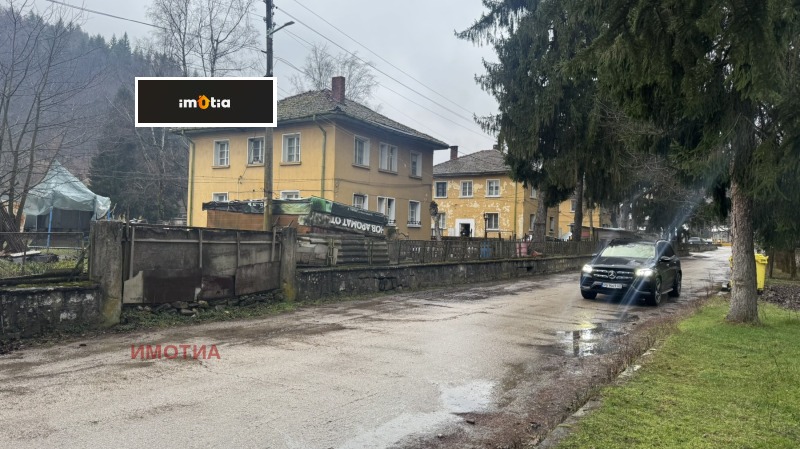 Продава КЪЩА, с. Черни Осъм, област Ловеч, снимка 3 - Къщи - 53511811