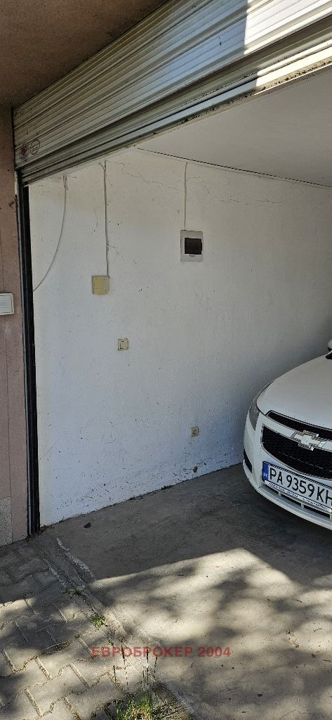 Продава ГАРАЖ, ПАРКОМЯСТО, гр. София, Кръстова вада, снимка 3 - Гаражи и паркоместа - 54781538