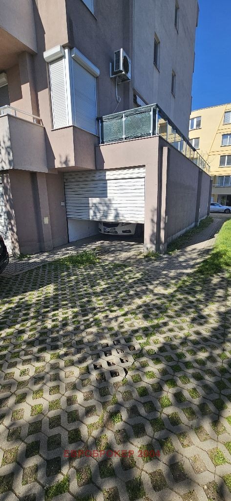 Продава ГАРАЖ, ПАРКОМЯСТО, гр. София, Кръстова вада