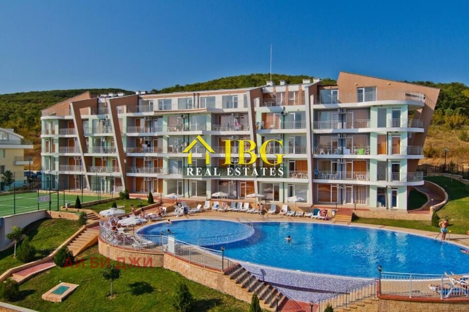 Продава 3-СТАЕН, с. Кошарица, област Бургас
