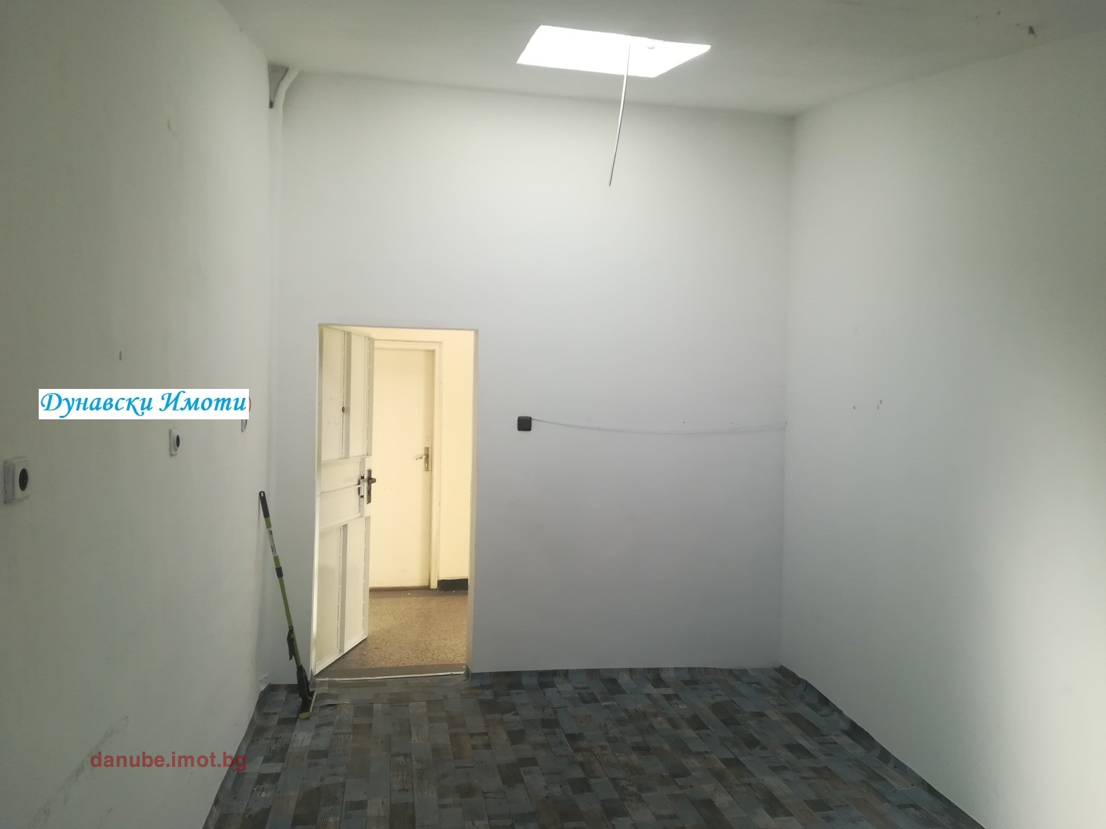 Продава ОФИС, гр. Русе, Център, снимка 3 - Офиси - 55953307