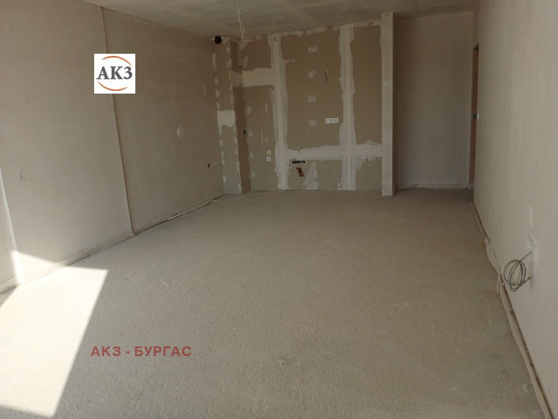 Продава 2-СТАЕН, гр. Бургас, Център, снимка 3 - Апартаменти - 43667190