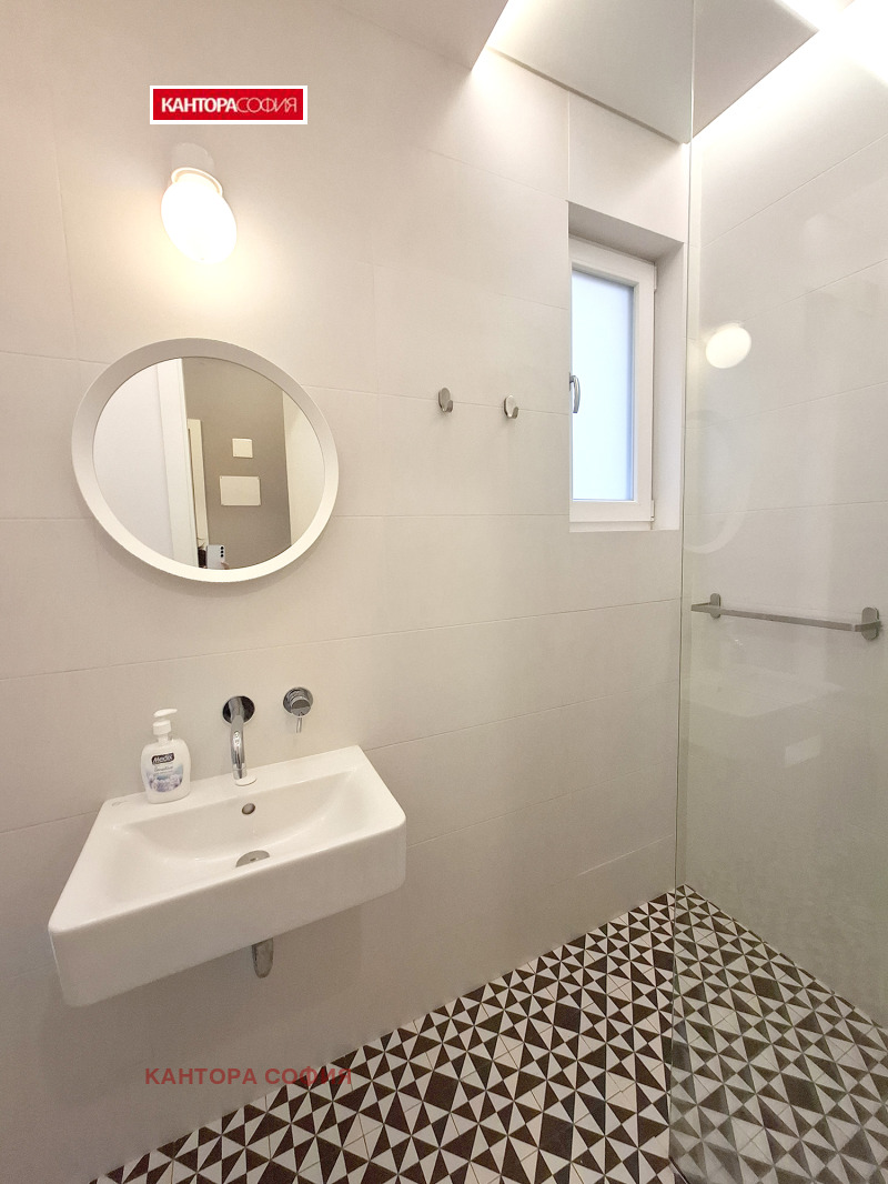 De vânzare  1 dormitor Sofia , Țentâr , 76 mp | 34730099 - imagine [6]