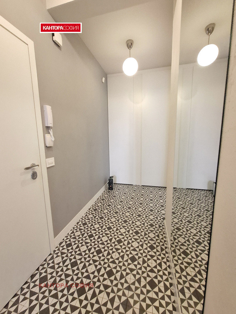 De vânzare  1 dormitor Sofia , Țentâr , 76 mp | 34730099 - imagine [8]