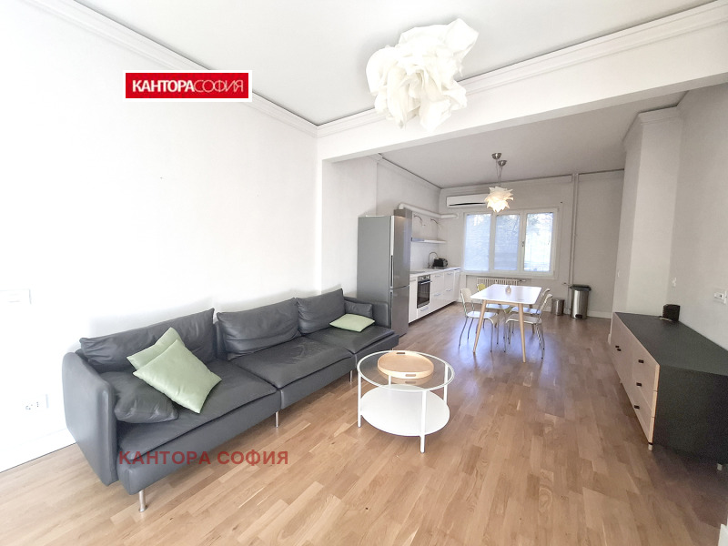 De vânzare  1 dormitor Sofia , Țentâr , 76 mp | 34730099 - imagine [3]