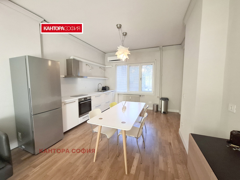 De vânzare  1 dormitor Sofia , Țentâr , 76 mp | 34730099 - imagine [4]