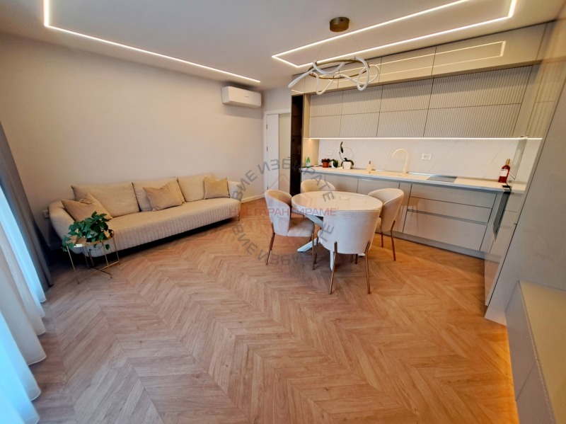 À vendre  2 chambres Varna , Grand Mol , 93 m² | 87108213