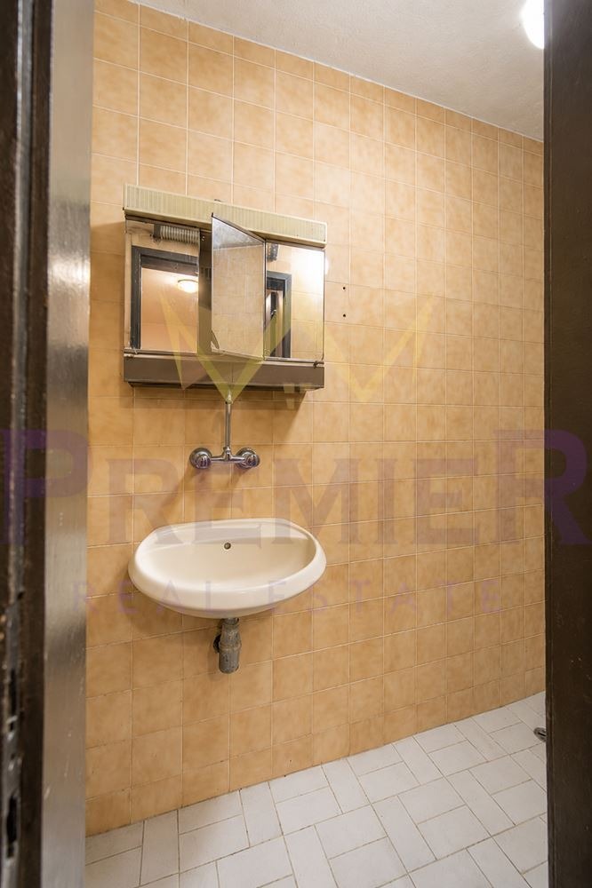 Продава 3-СТАЕН, гр. Варна, Център, снимка 12 - Апартаменти - 55811302