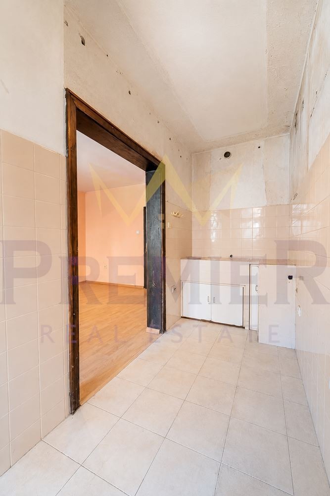 Продава 3-СТАЕН, гр. Варна, Център, снимка 3 - Апартаменти - 55811302