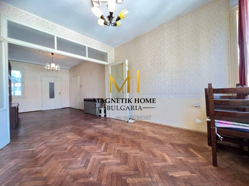 Продава  Многостаен град Бургас , Център , 106 кв.м | 57045986 - изображение [2]