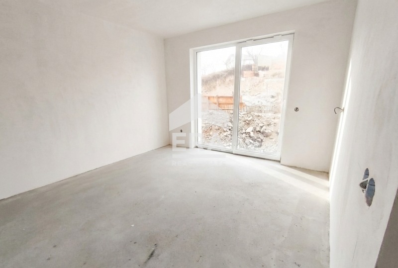 Продава КЪЩА, с. Хераково, област София област, снимка 3 - Къщи - 55836233