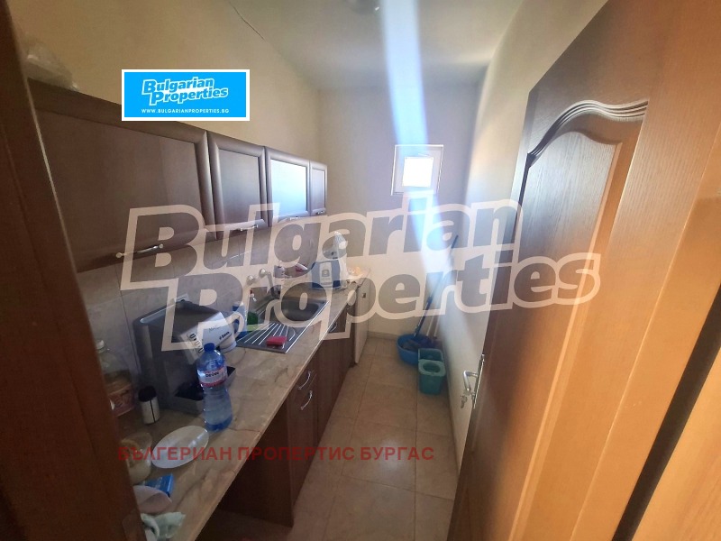 Продава ПРОМ. ПОМЕЩЕНИЕ, гр. Карнобат, област Бургас, снимка 5 - Производствени сгради - 52667608