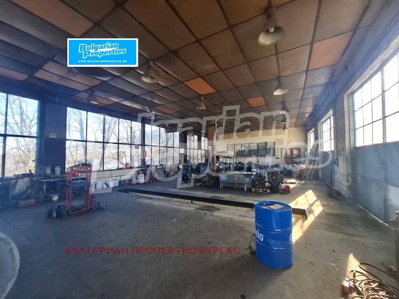 Продава ПРОМ. ПОМЕЩЕНИЕ, гр. Карнобат, област Бургас, снимка 3 - Производствени сгради - 52667608