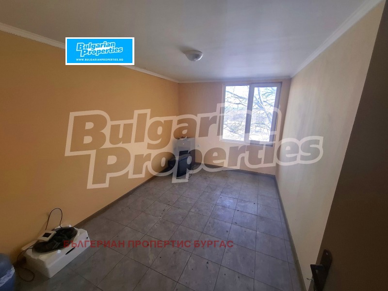 Продава ПРОМ. ПОМЕЩЕНИЕ, гр. Карнобат, област Бургас, снимка 17 - Производствени сгради - 52667608