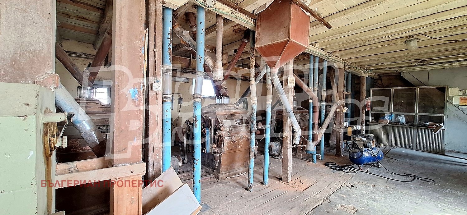 Продава ПРОМ. ПОМЕЩЕНИЕ, с. Белозем, област Пловдив, снимка 12 - Производствени сгради - 53805181