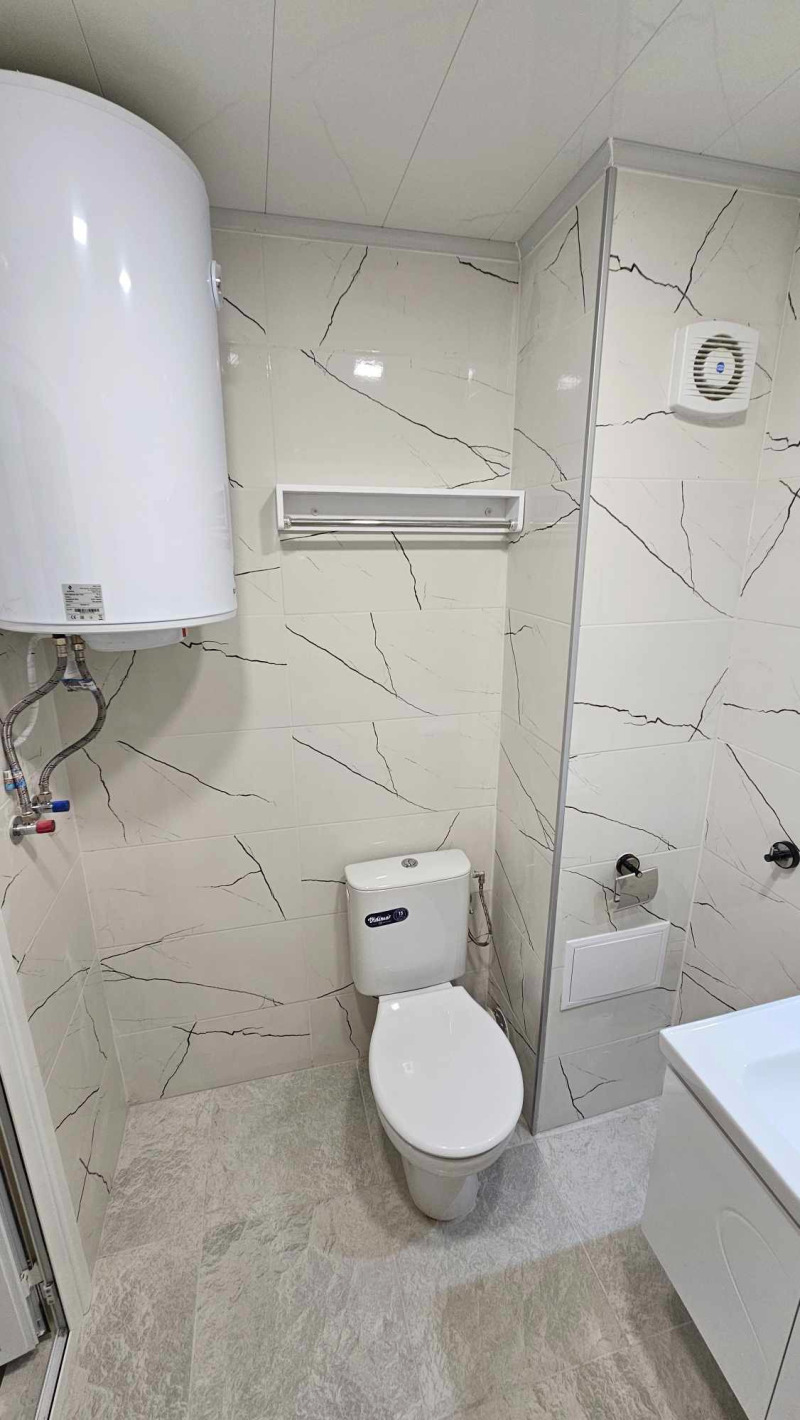 На продаж  2 спальні Шумен , Басейна , 93 кв.м | 52158604 - зображення [7]