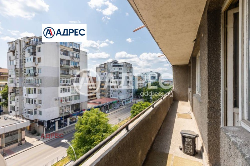 Продава  3-стаен, град Варна, ВИНС-Червен площад •  196 000 EUR • ID 41124832 — holmes.bg - [1] 