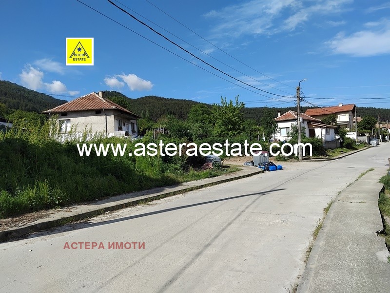 Продава ПАРЦЕЛ, с. Крупник, област Благоевград, снимка 3 - Парцели - 55562238