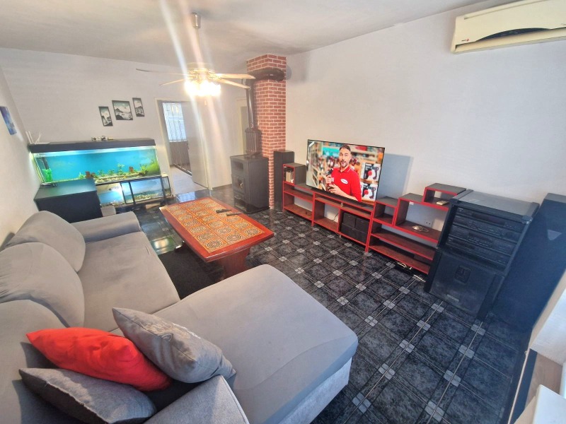 Продава МНОГОСТАЕН в град Русе, Централен южен район - 99 кв.м / 144 000 € » 281 639.52 лв., ХЕПИ ХОУМ БЪЛГАРИЯ