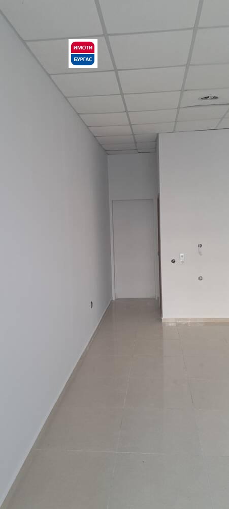 Продава 1-СТАЕН, гр. Бургас, Лазур, снимка 2 - Апартаменти - 54380334