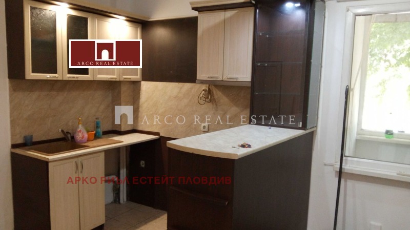 Продава 3-СТАЕН, гр. Пловдив, Тракия