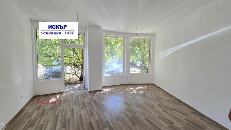 À venda  Escritório Sofia , Zona B-19 , 50 m² | 57736080