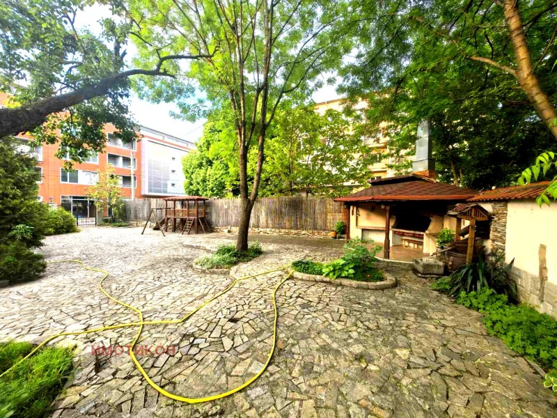 Te koop  Huis regio Sliven , Nova Zagora , 520 m² | 95630833 - afbeelding [12]