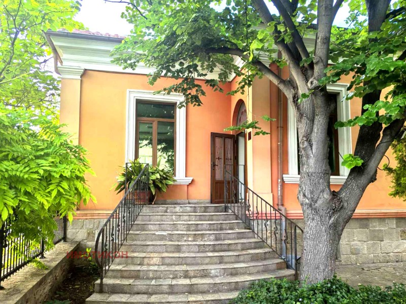 Te koop  Huis regio Sliven , Nova Zagora , 520 m² | 95630833