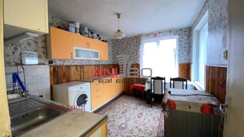 Till salu  Hus region Sofia , Tjurek , 150 kvm | 18904599 - bild [7]