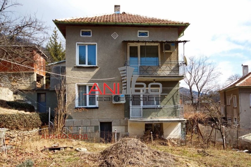 Till salu  Hus region Sofia , Tjurek , 150 kvm | 18904599 - bild [2]