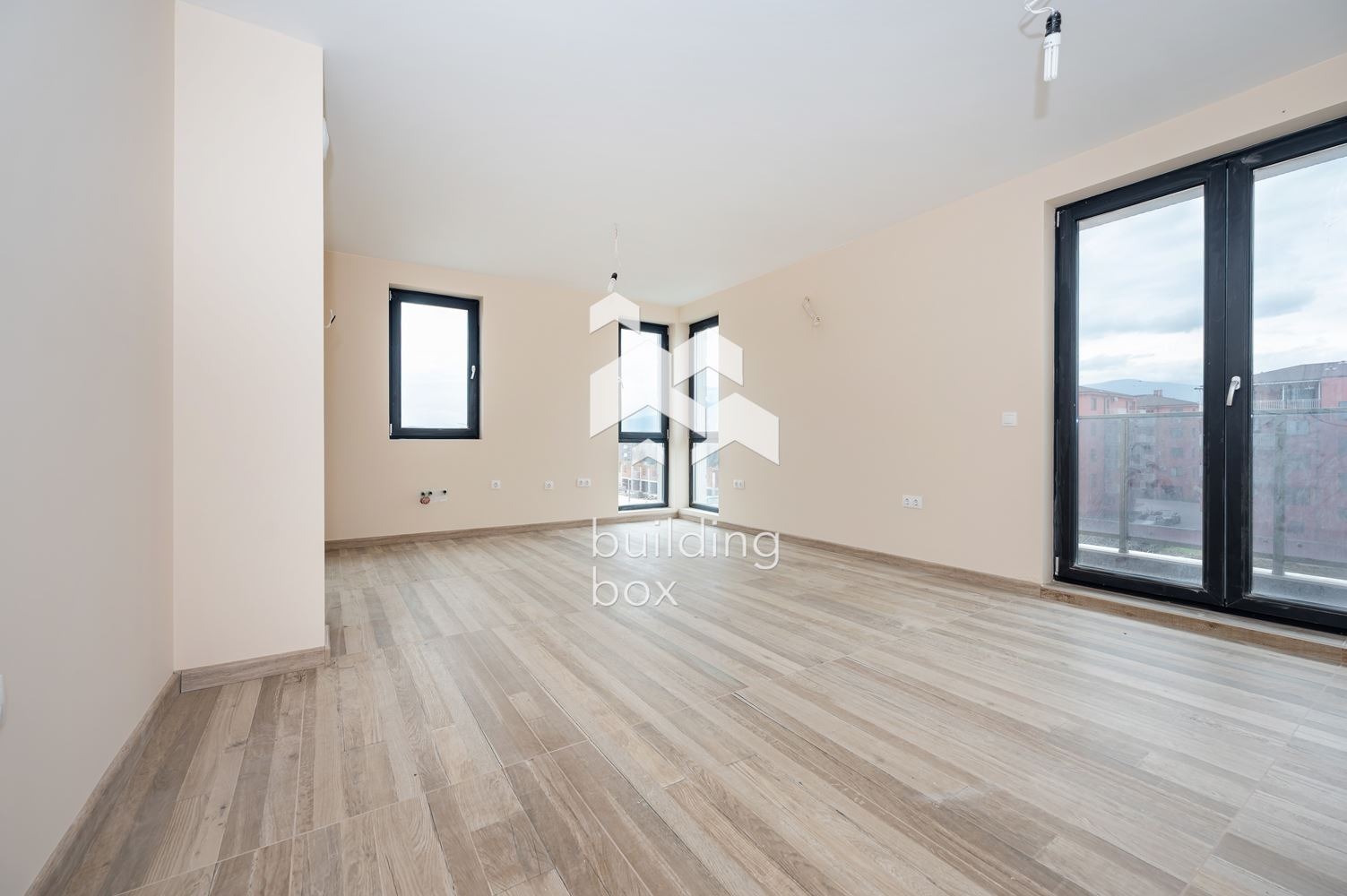 Продава 3-СТАЕН, гр. Пловдив, Остромила, снимка 2 - Апартаменти - 54035779