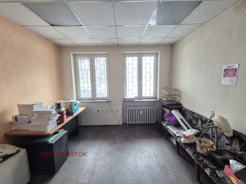 Продава 3-СТАЕН, гр. Перник, Изток, снимка 5 - Апартаменти - 53052939