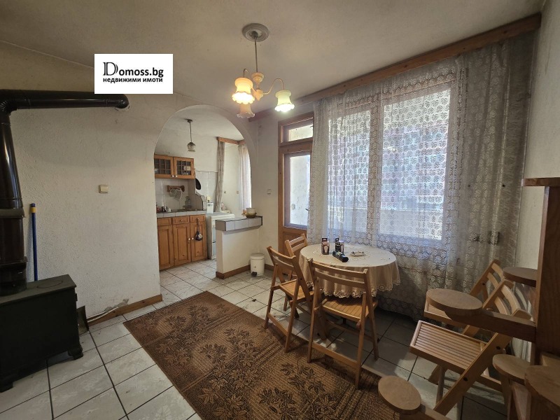 Продава 4-СТАЕН, гр. Благоевград, Широк център, снимка 5 - Апартаменти - 53196921