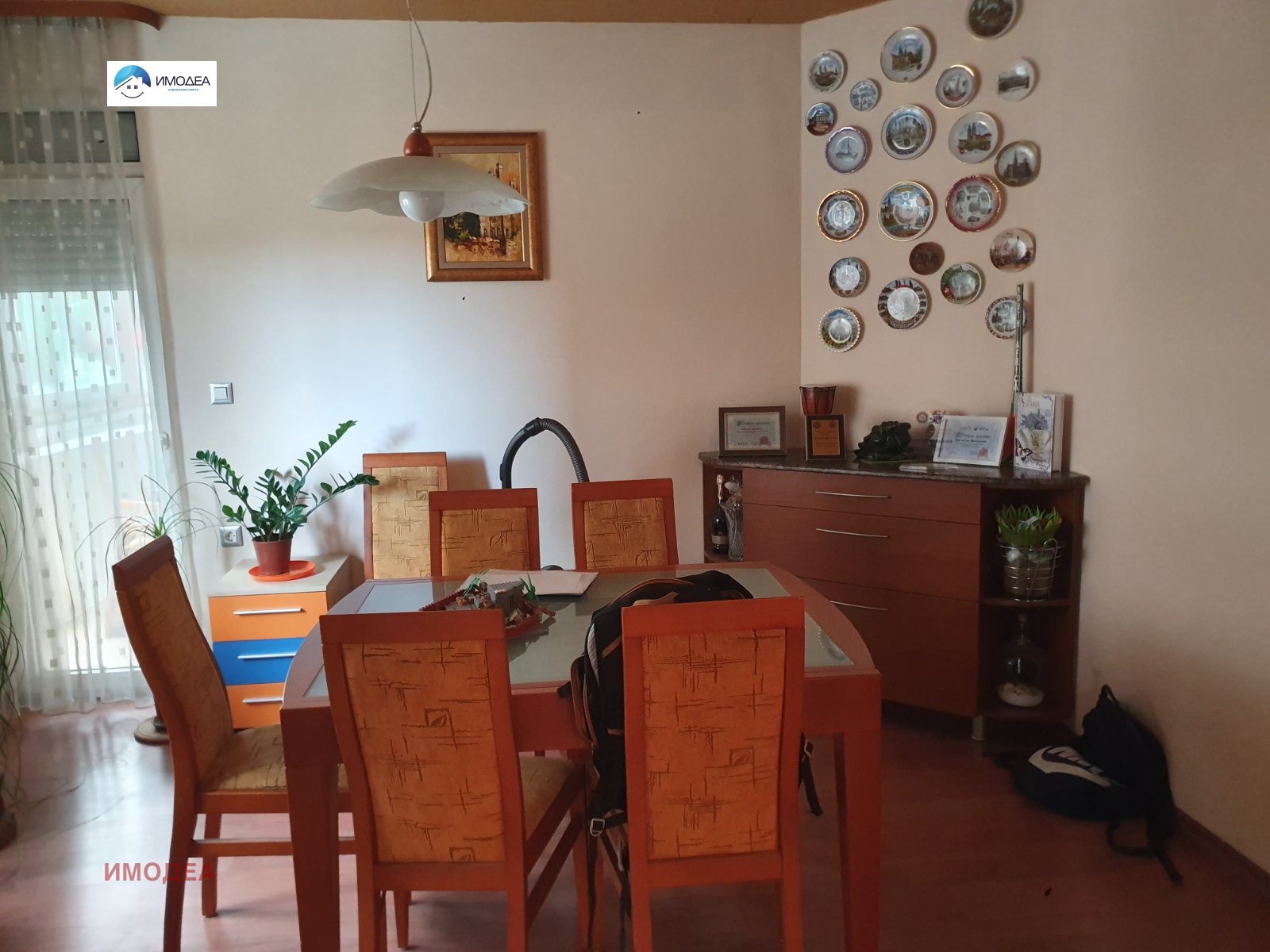 Продава МНОГОСТАЕН, гр. Велико Търново, Център, снимка 2 - Апартаменти - 52010409