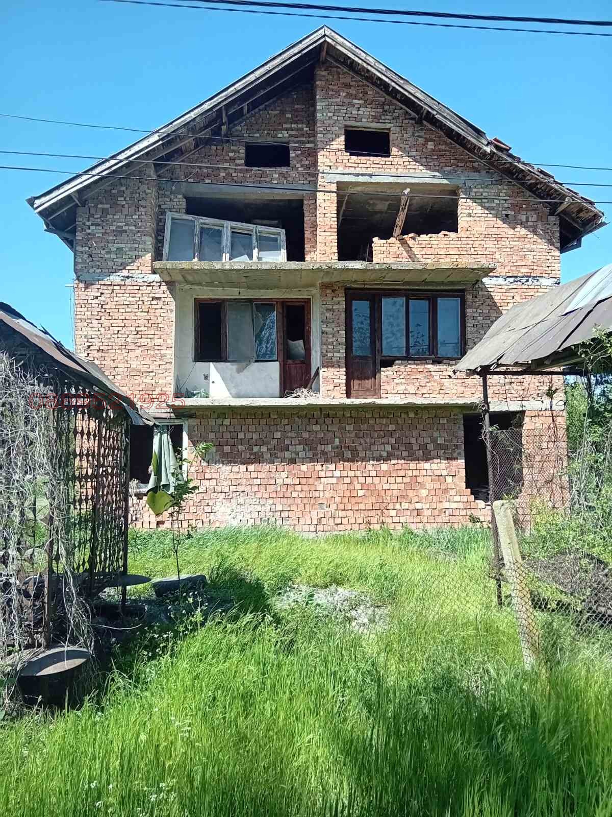 Продава КЪЩА, с. Новоселци, област Видин