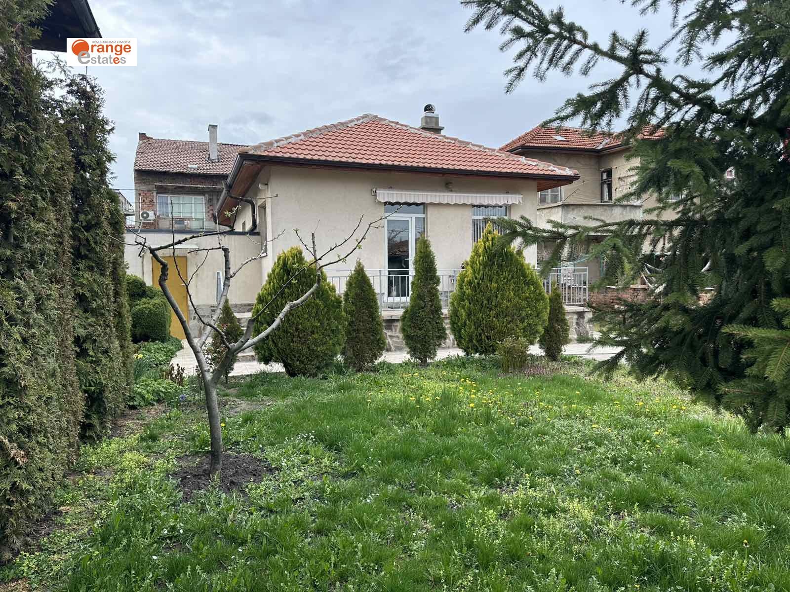 Продава КЪЩА, гр. София, Орландовци