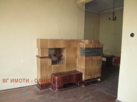 3 Schlafzimmer Zentar, Sofia