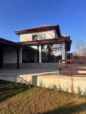 Haus Manoja, region Gabrovo 2