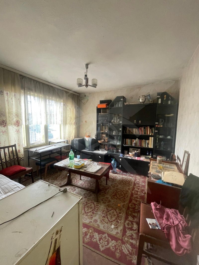 Продава  Етаж от къща област Пловдив , гр. Кричим , 85 кв.м | 57752339