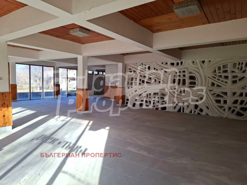 Продава  Хотел област Габрово , с. Стоките , 1500 кв.м | 76039327 - изображение [9]