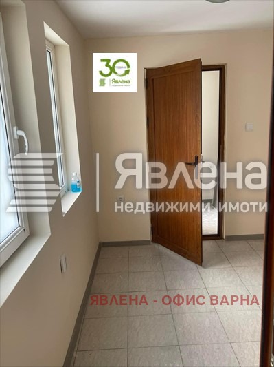 Продава 2-СТАЕН, гр. Варна, Колхозен пазар, снимка 2 - Aпартаменти - 47454897