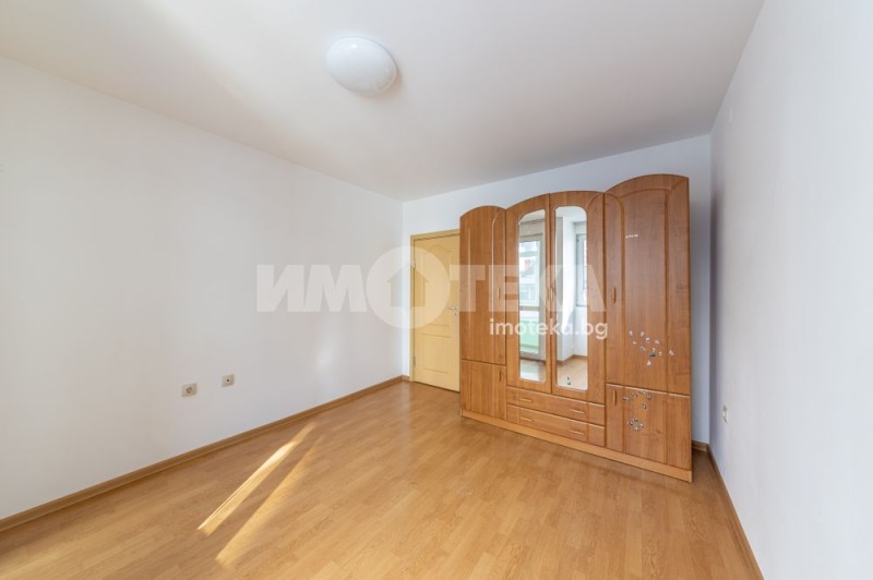 Продава  3-стаен град Варна , Колхозен пазар , 106 кв.м | 22150743 - изображение [2]