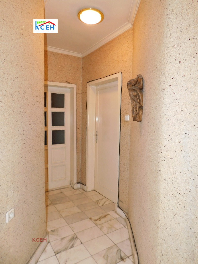 Продава 4-СТАЕН, гр. Търговище, Център, снимка 14 - Апартаменти - 52636633